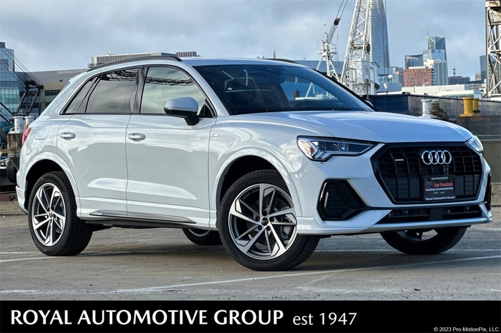 2025 Audi Q3 S Line Premium's photo