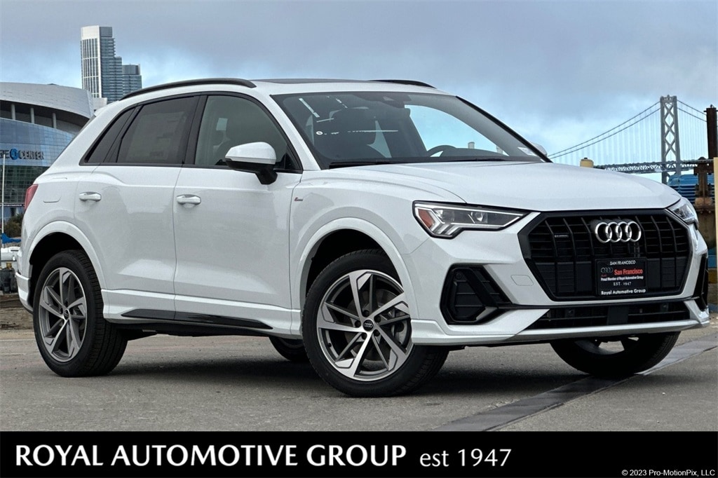 2025 Audi Q3 S Line Premium's photo