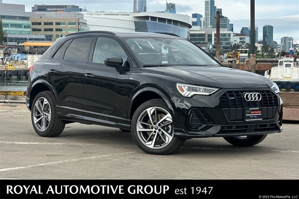 2025 Audi Q3 S Line Premium's photo