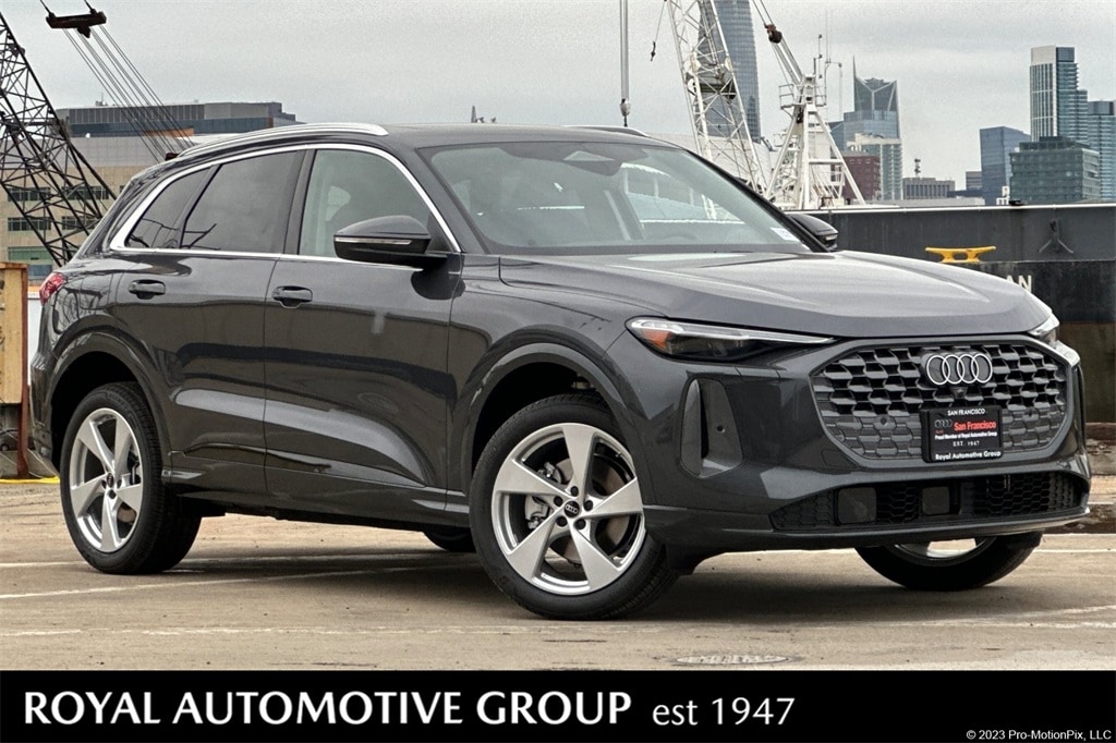 2025 Audi New Q5 Premium Plus's photo