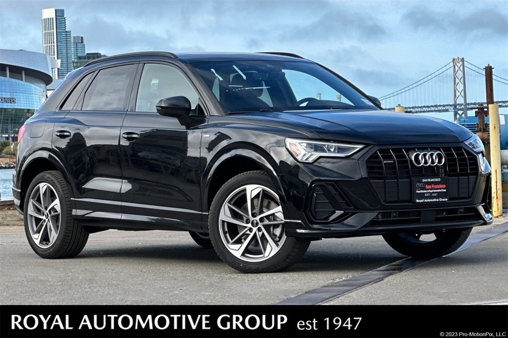 2025 Audi Q3 S Line Premium's photo
