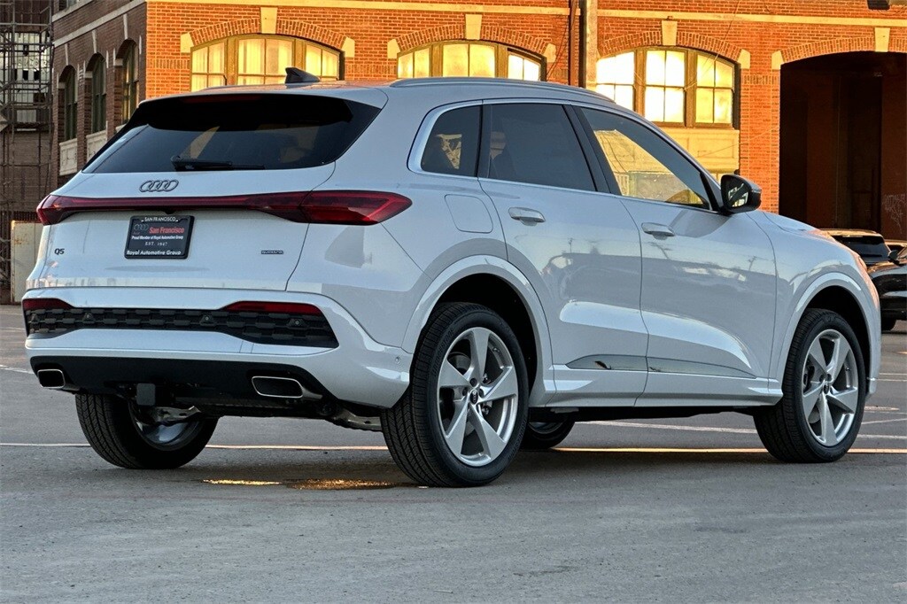 2025 Audi Q5 2.0T Premium Plus photo 4