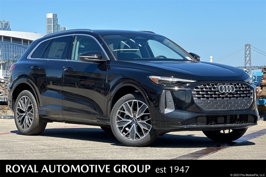 2025 Audi New Q5 Premium Plus's photo