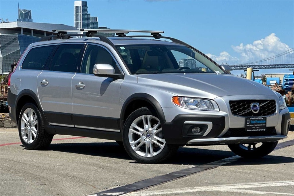 Used 2016 Volvo XC70 Premier with VIN YV4612NK6G1268016 for sale in San Francisco, CA