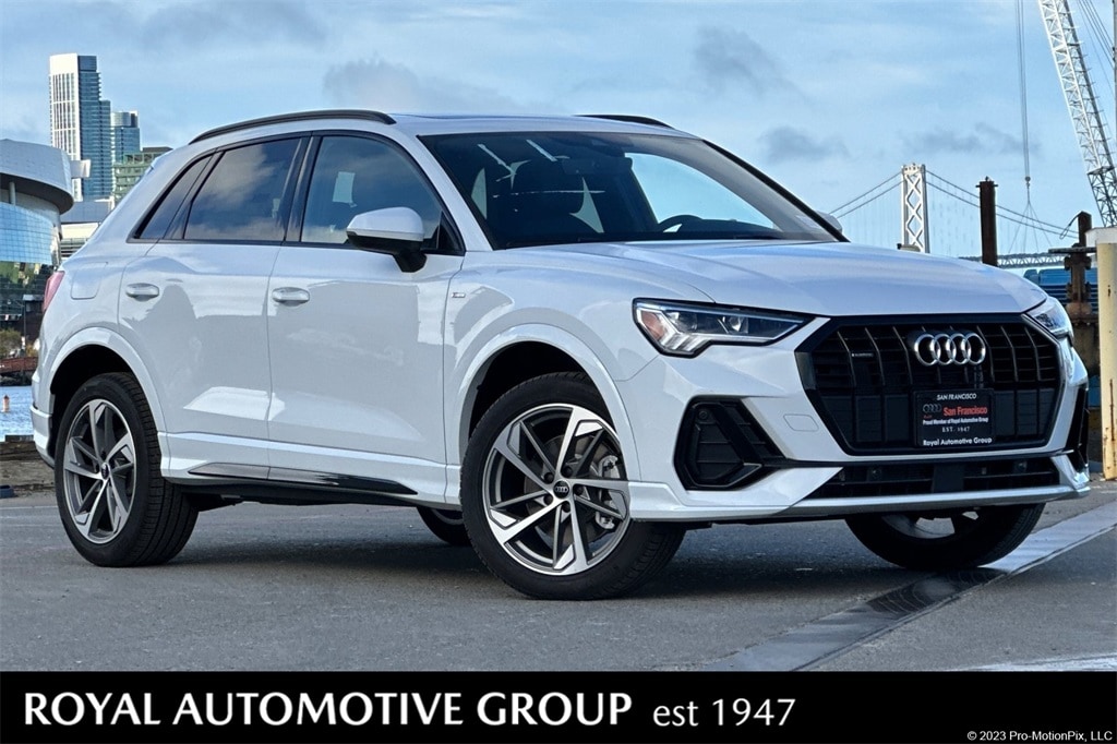 2025 Audi Q3 S Line Premium's photo