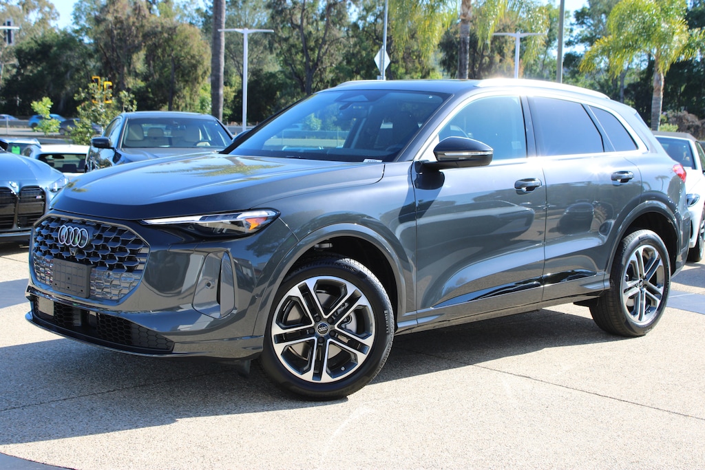 New 2026 Audi Q5 2.0T Premium SUV