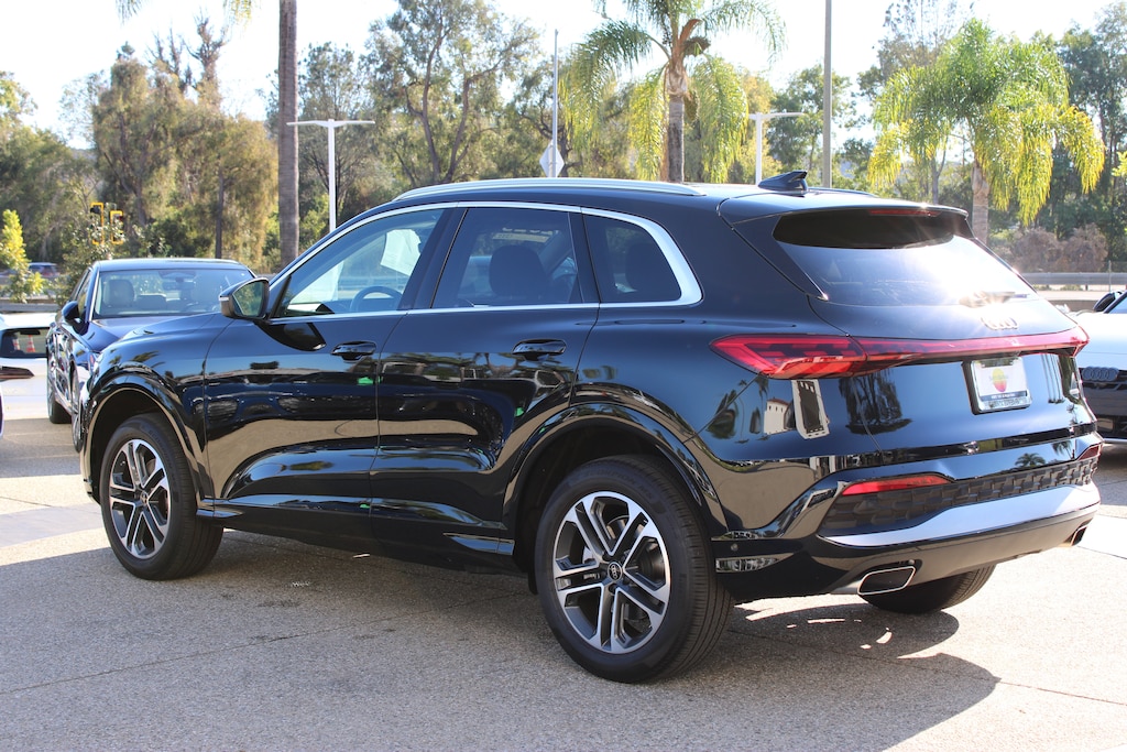 Certified 2025 Audi Q5 2.0T Premium SUV