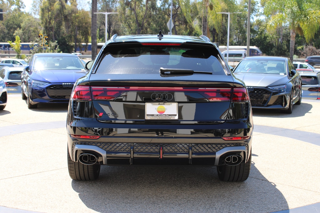 New 2026 Audi RS Q8 4.0T performance SUV
