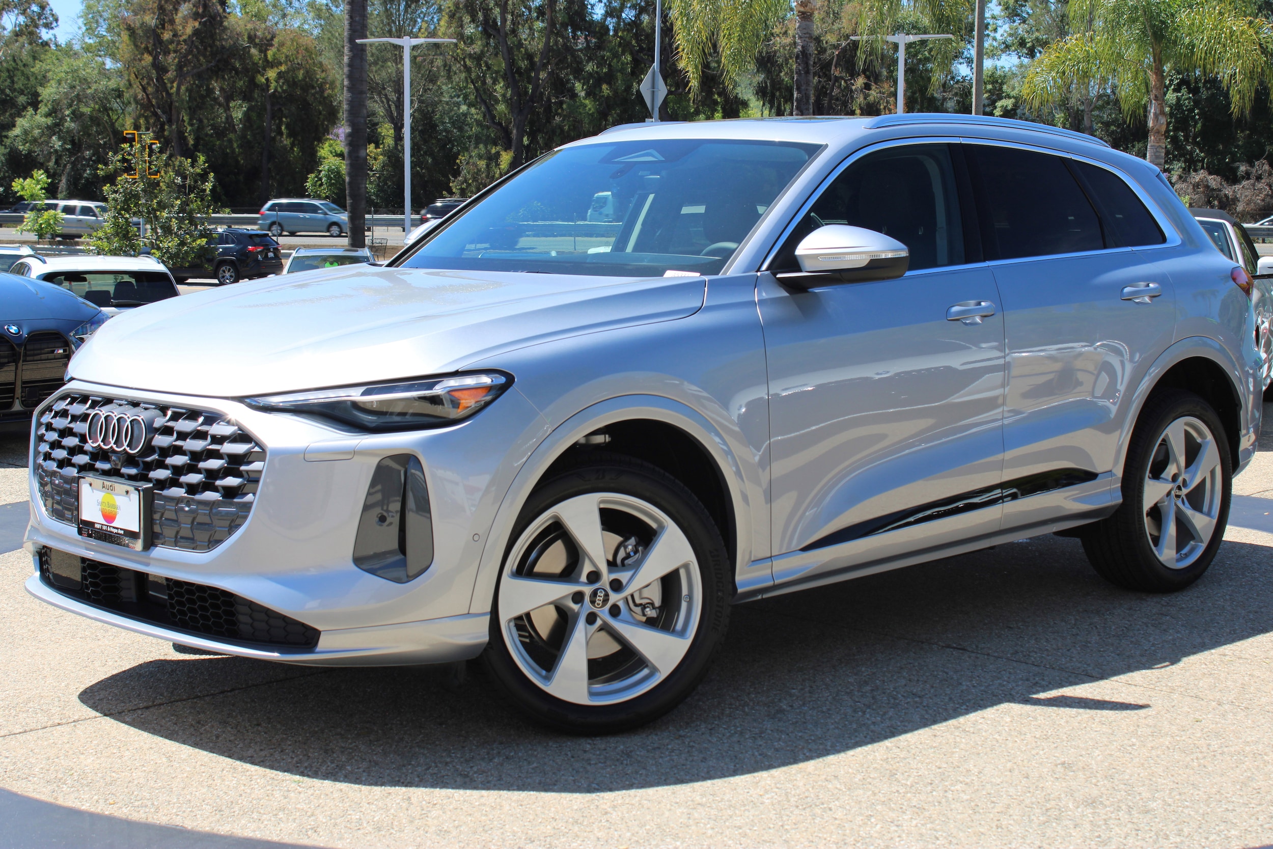 2026 Audi Q5 Premium Plus quattro's photo