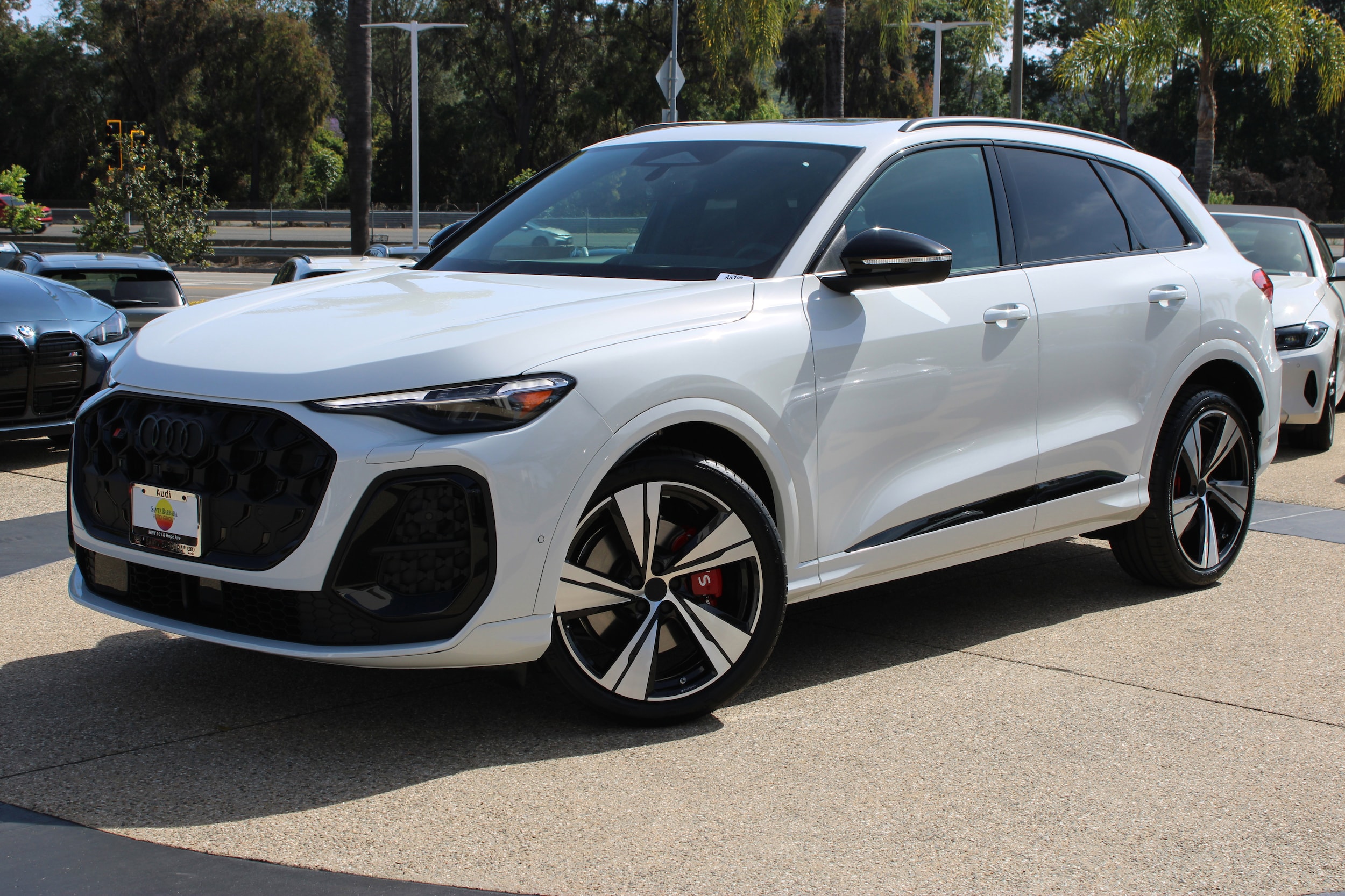2026 Audi SQ5 Premium Plus quattro's photo