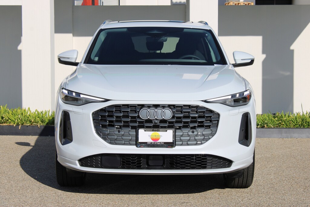 New 2025 Audi Q5 2.0T Premium SUV