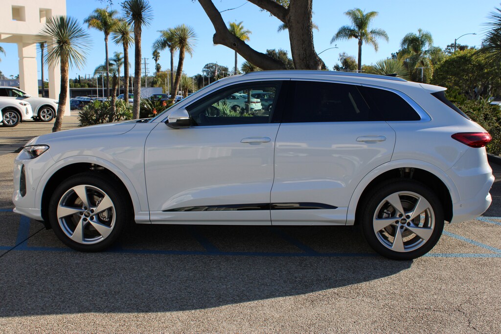 New 2025 Audi Q5 2.0T Premium SUV