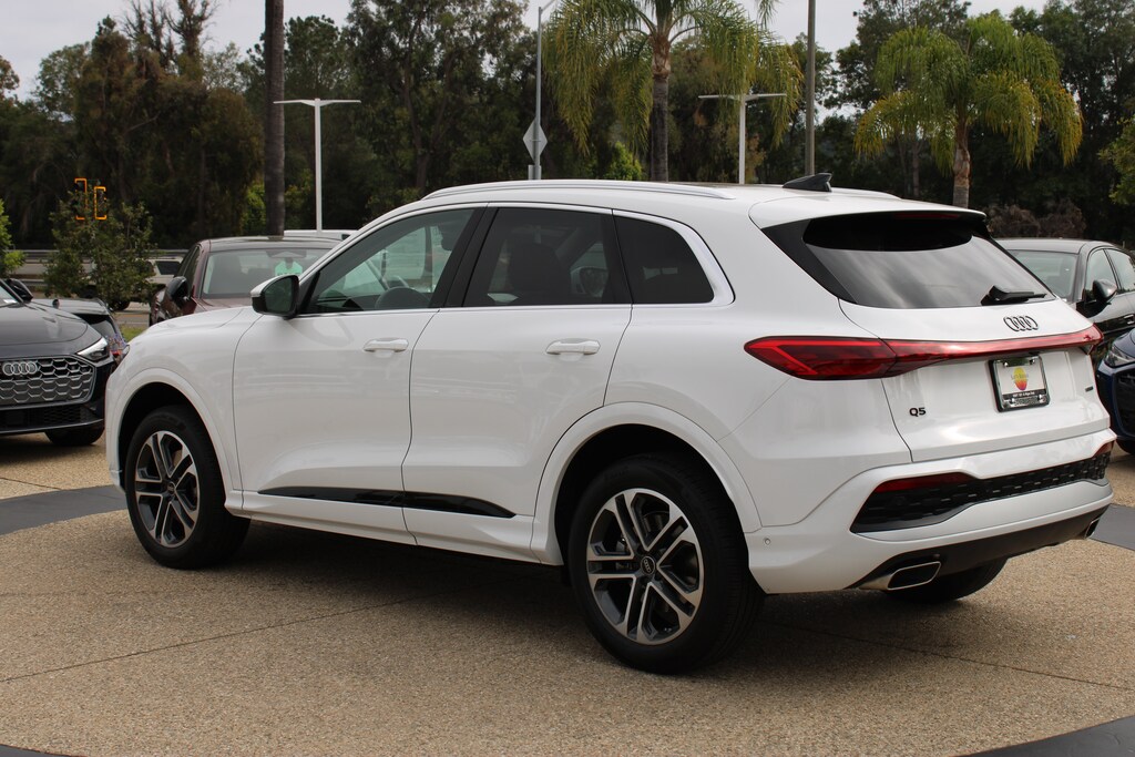 Certified 2025 Audi Q5 2.0T Premium SUV
