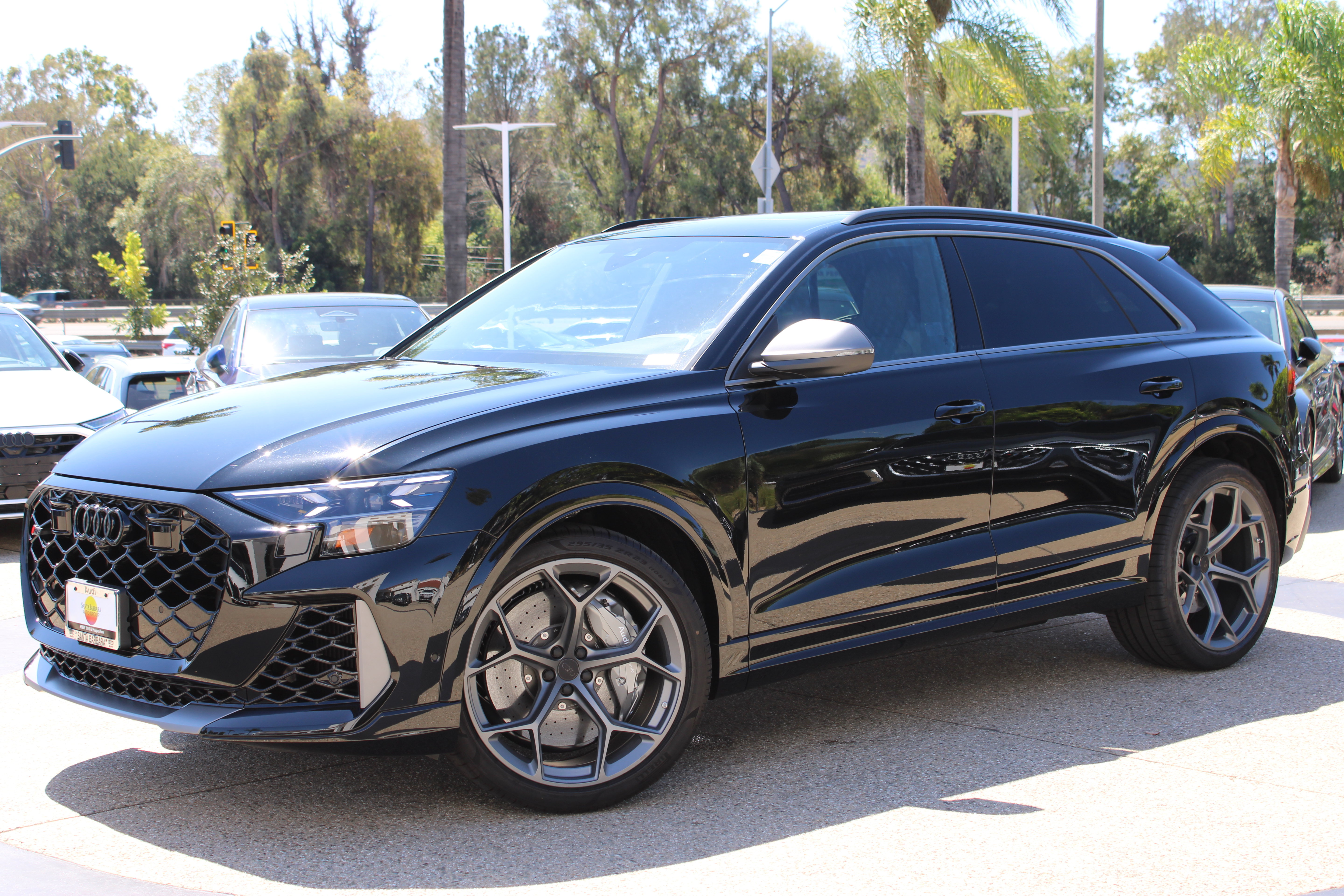  Audi RS Q8