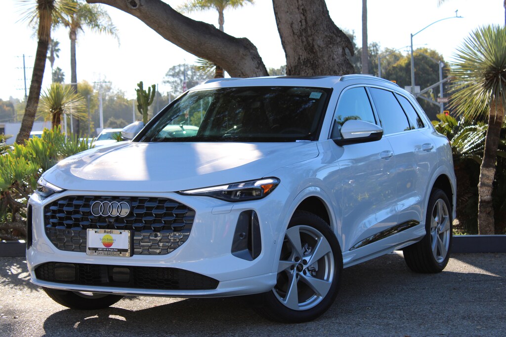 New 2025 Audi Q5 2.0T Premium SUV