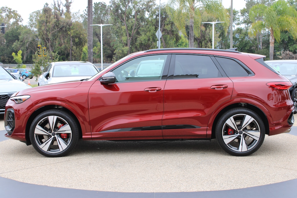New 2026 Audi SQ5 3.0T Premium SUV