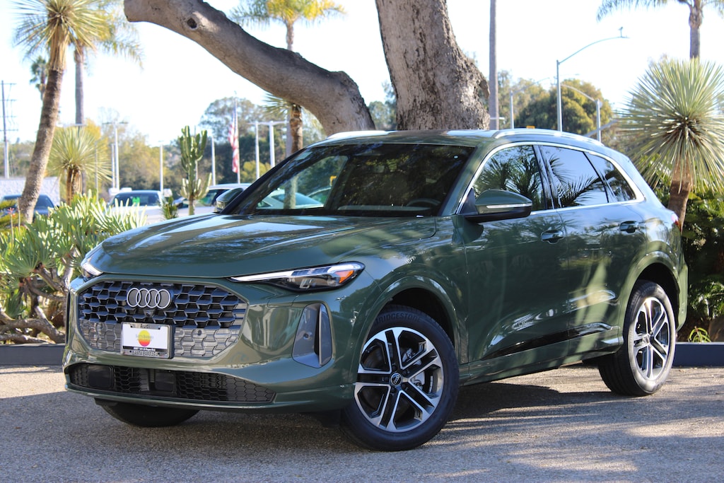 New 2025 Audi Q5 2.0T Premium SUV