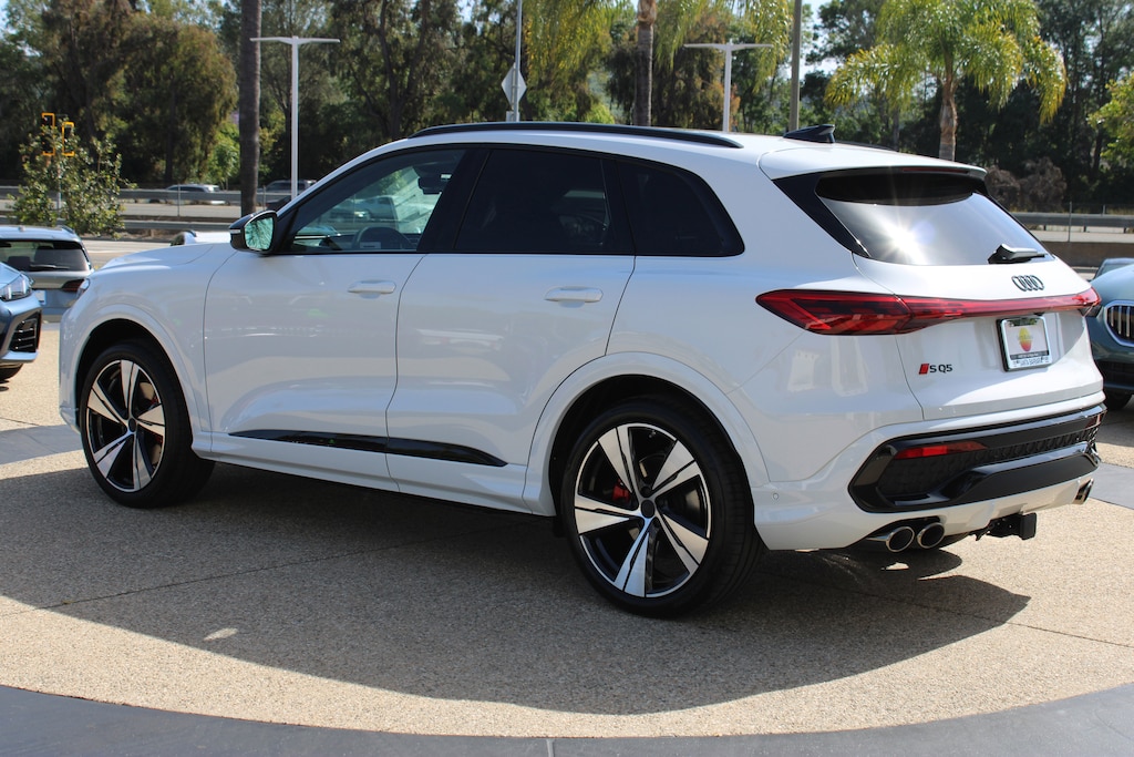 New 2026 Audi SQ5 3.0T Premium SUV