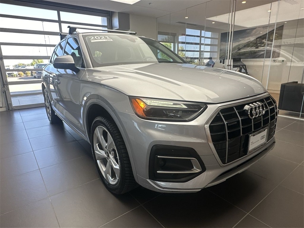 Used 2021 Audi Q5 Premium Plus with VIN WA1BAAFY1M2051682 for sale in Kansas City