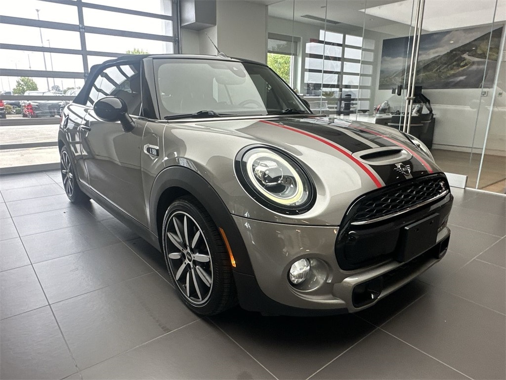 Used 2019 MINI Convertible S with VIN WMWWG9C56K3J31160 for sale in Merriam, KS