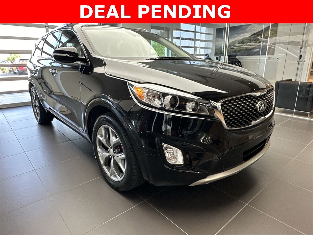 Used 2018 Kia Sorento SX with VIN 5XYPKDA56JG350545 for sale in Kansas City