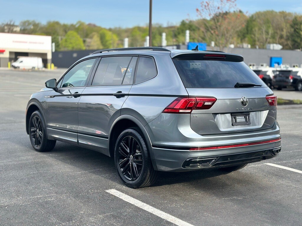 2022 Volkswagen Tiguan SE R-Line Black photo 4