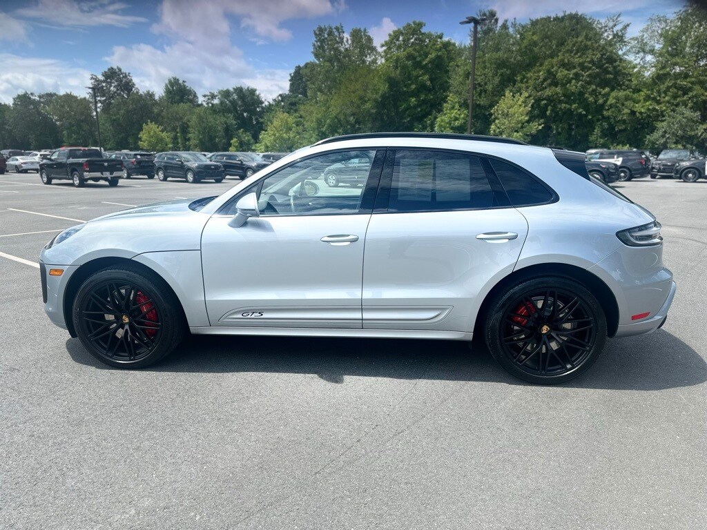 2024 Porsche Macan GTS photo 3