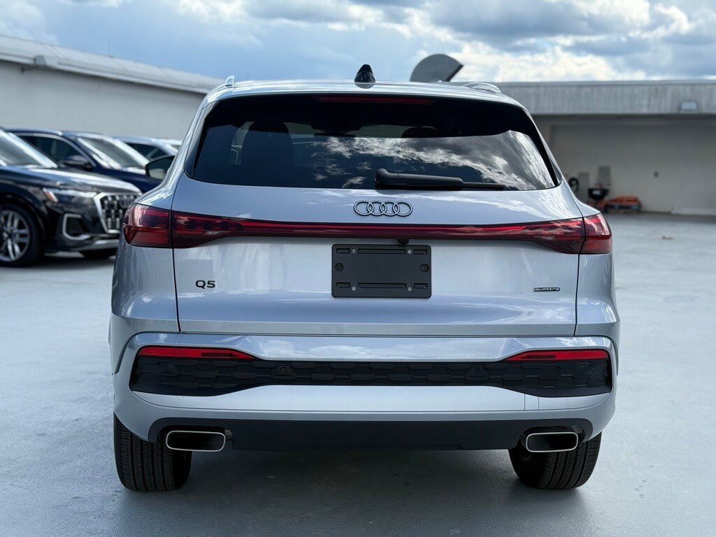 2025 Audi Q5 2.0T Premium photo 3