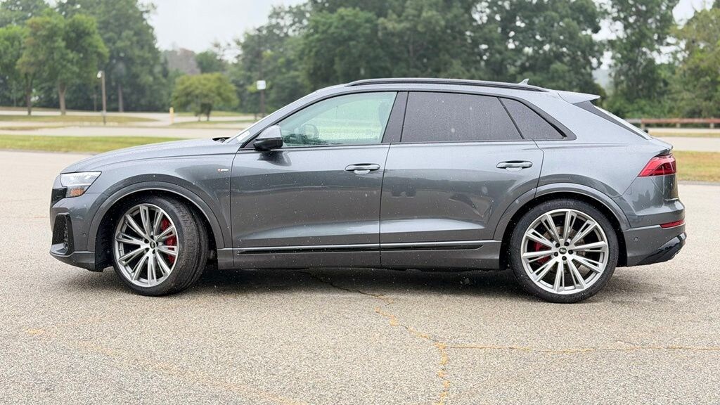 New 2026 Audi Q8 SUV