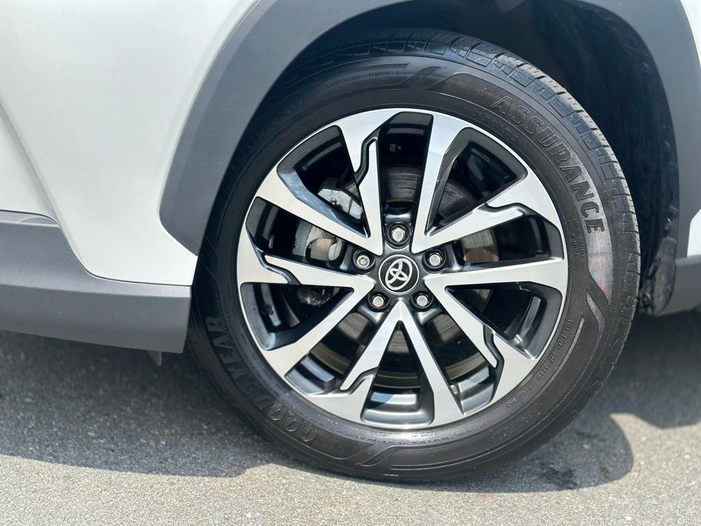 Used 2024 Toyota Corolla Cross XLE SUV