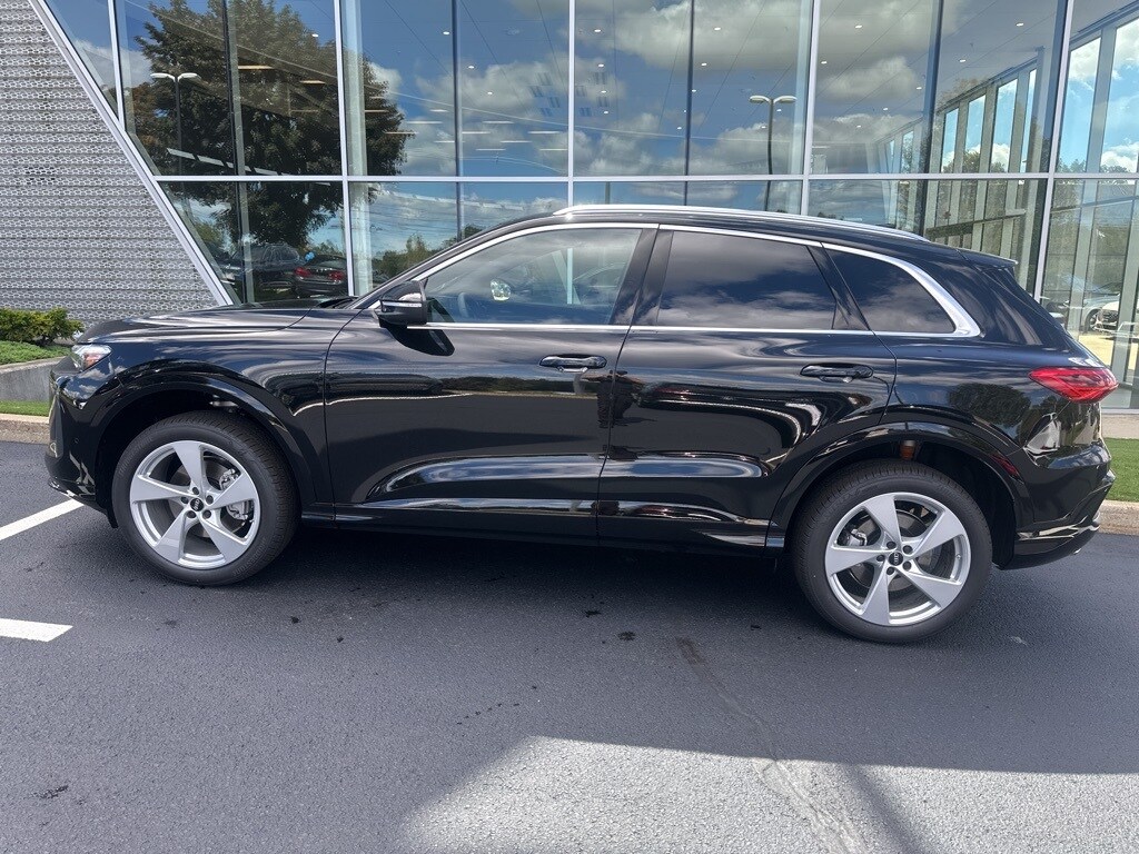 2025 Audi Q5 2.0T Premium Plus photo 3