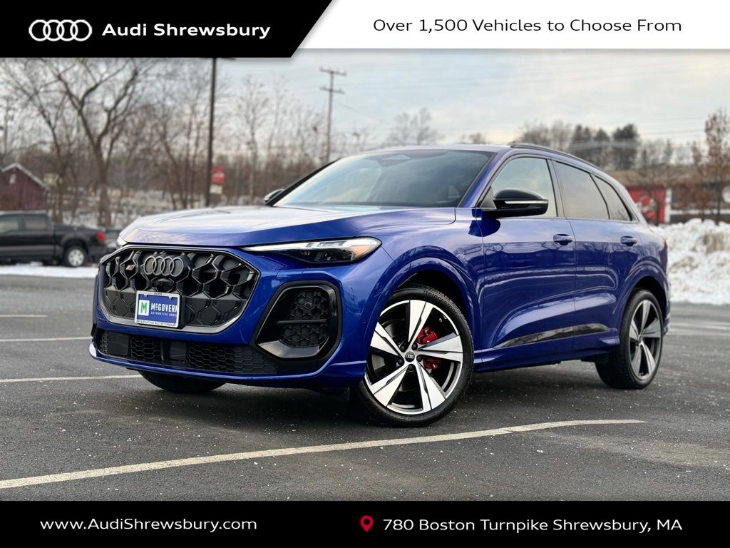 2025 Audi SQ5 Premium Plus's photo