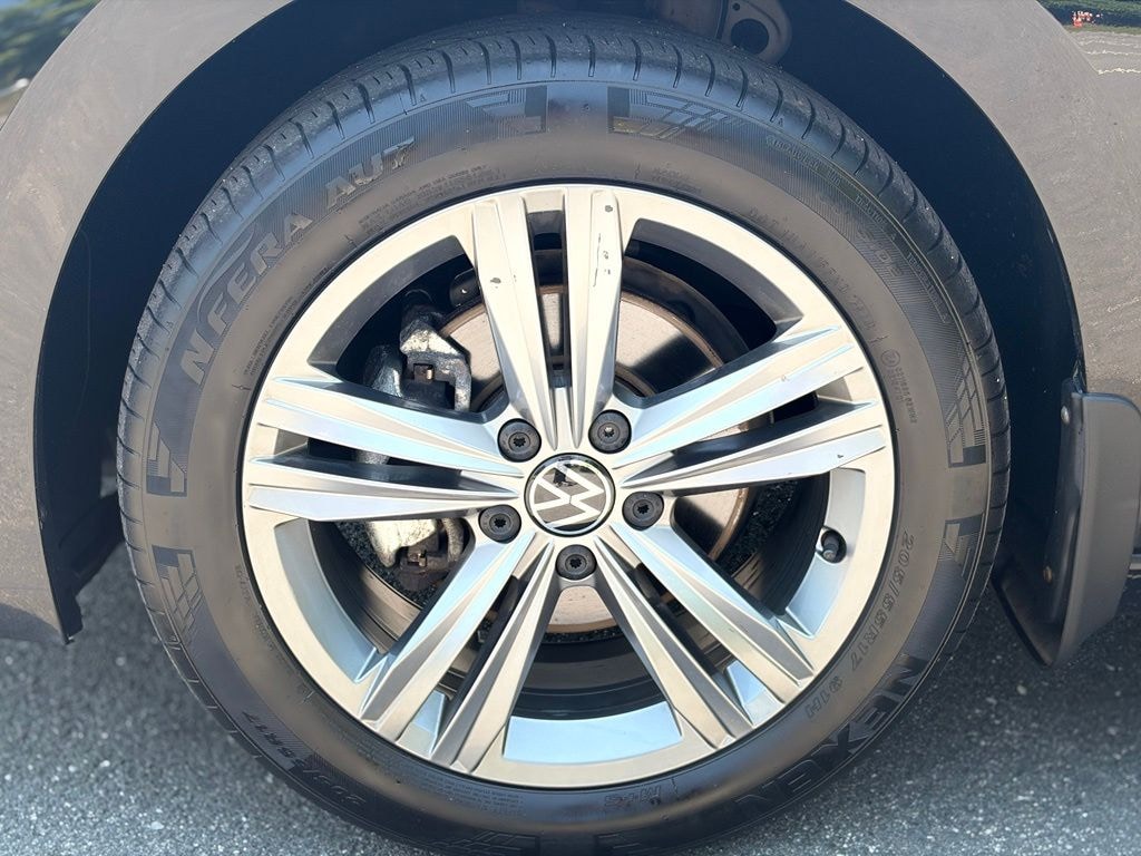 Used 2024 Volkswagen Jetta 1.5T SE Sedan