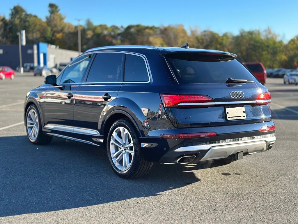 2025 Audi Q7 55 Prestige photo 3