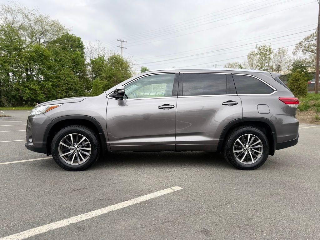 Used 2018 Toyota Highlander XLE SUV