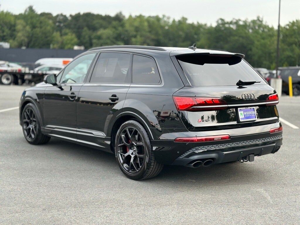 2025 Audi SQ7 Prestige photo 4