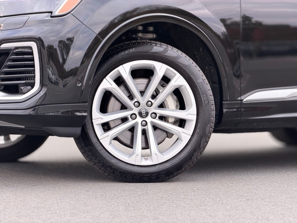 Used 2025 Audi Q7 55 Premium Plus SUV