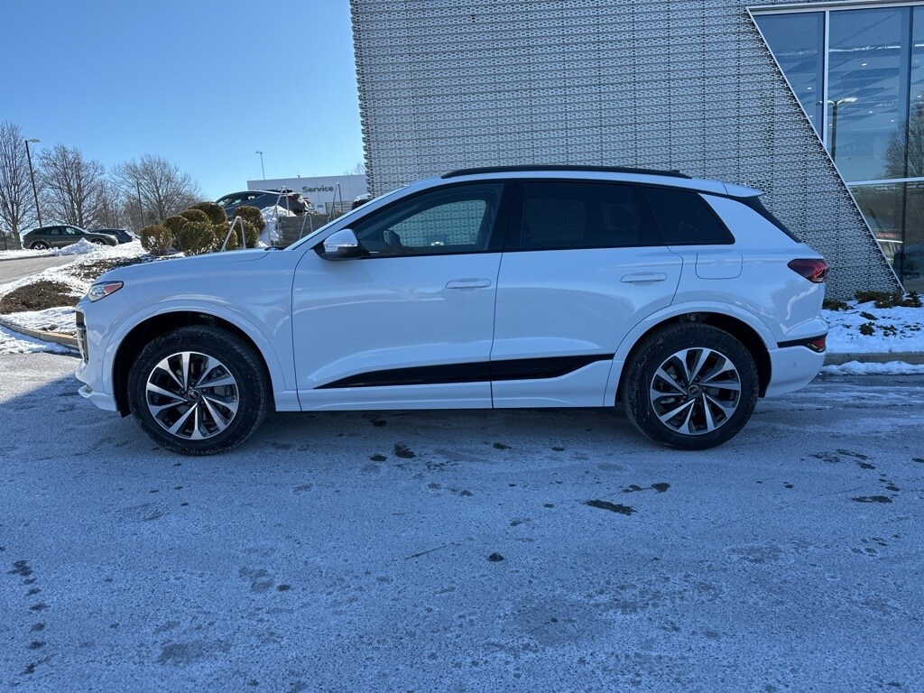 2025 Audi Q6 E-tron Premium photo 2