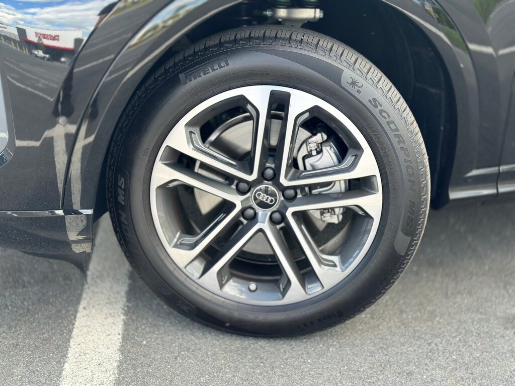 2025 Audi Q5 2.0T Premium photo 2