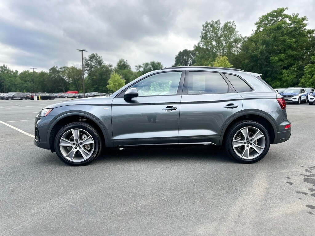 2025 Audi Q5 45 S line Premium photo 2