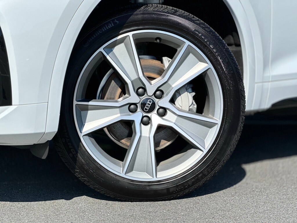 2025 Audi Q5 45 S line Premium photo 2