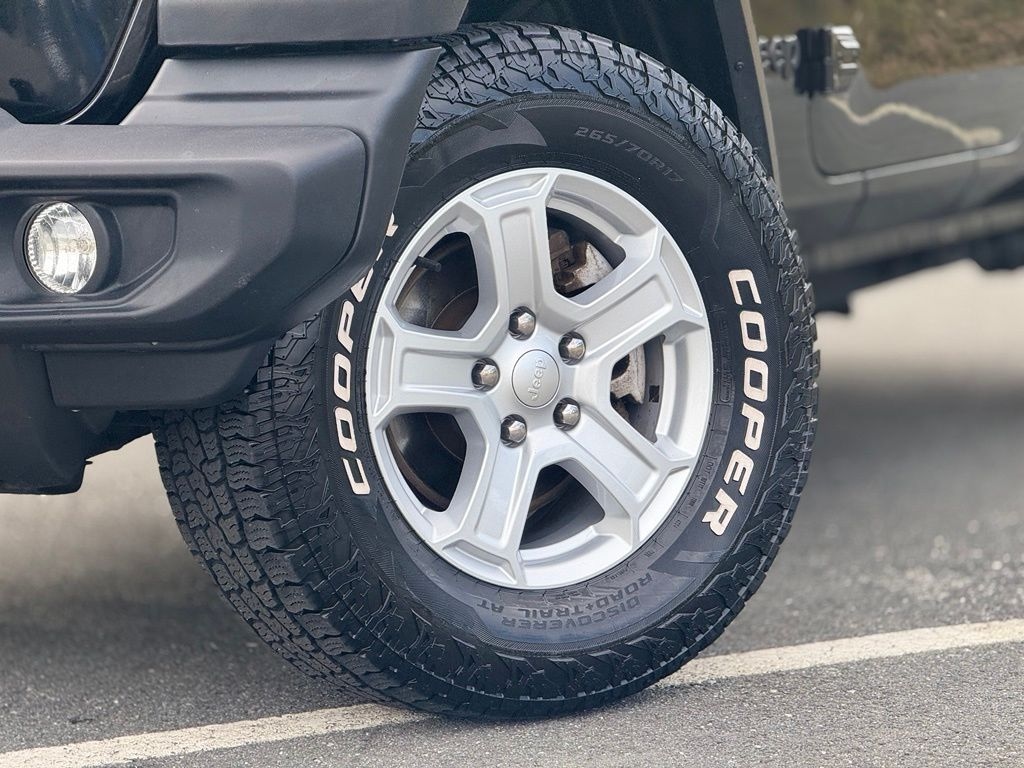 Used 2023 Jeep Wrangler Sport S SUV