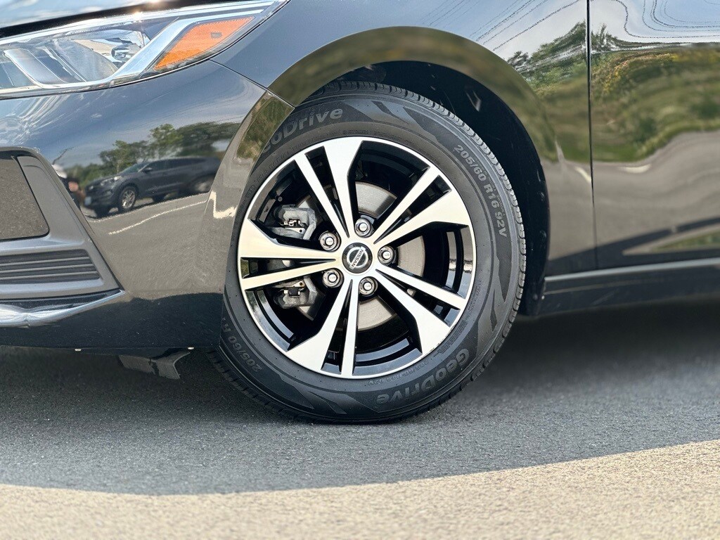 2023 Nissan Sentra SV photo 2
