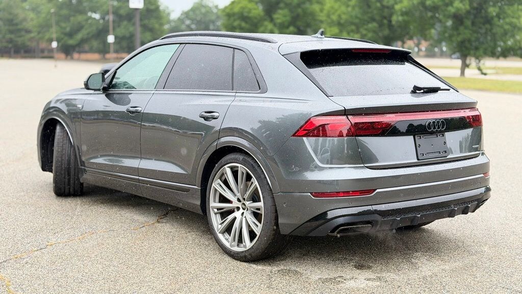 New 2026 Audi Q8 SUV