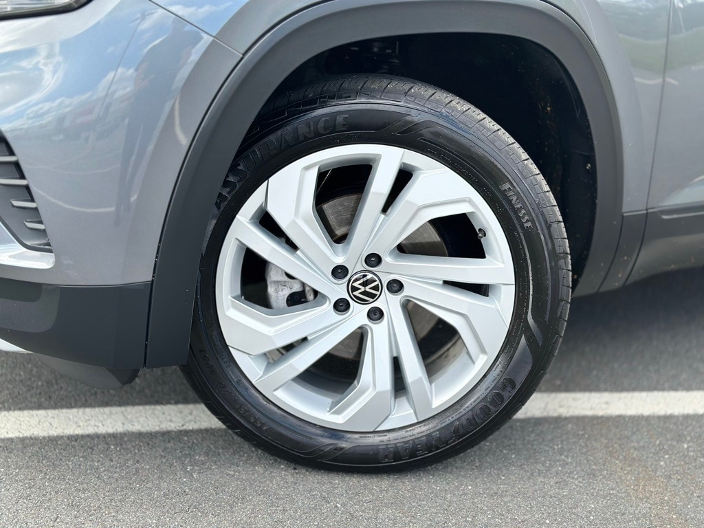 Used 2022 Volkswagen Atlas 3.6L V6 SE w/Technology SUV