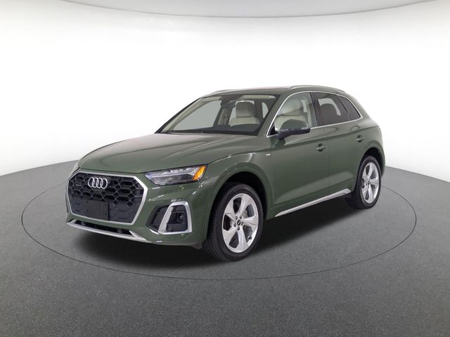 2023 Audi Q5 45 Prestige's photo