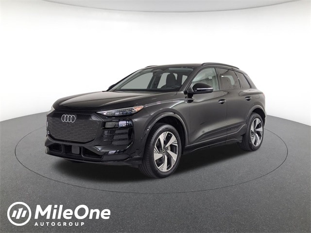 2025 Audi Q6 e-tron Premium Plus's photo