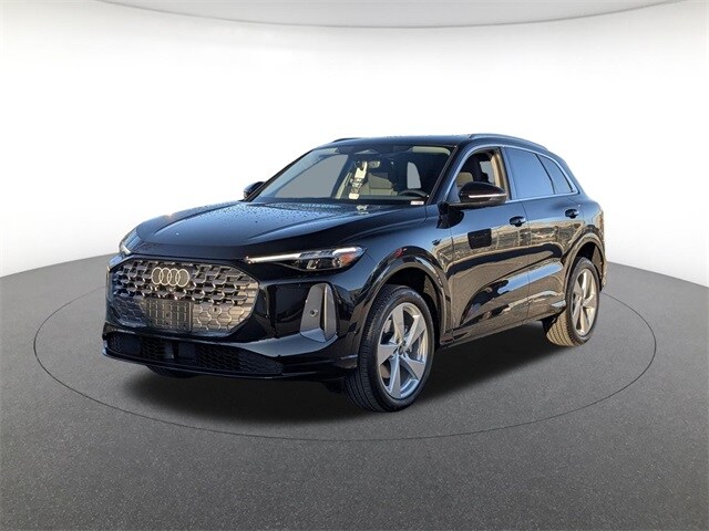 2025 Audi New Q5 Premium Plus's photo