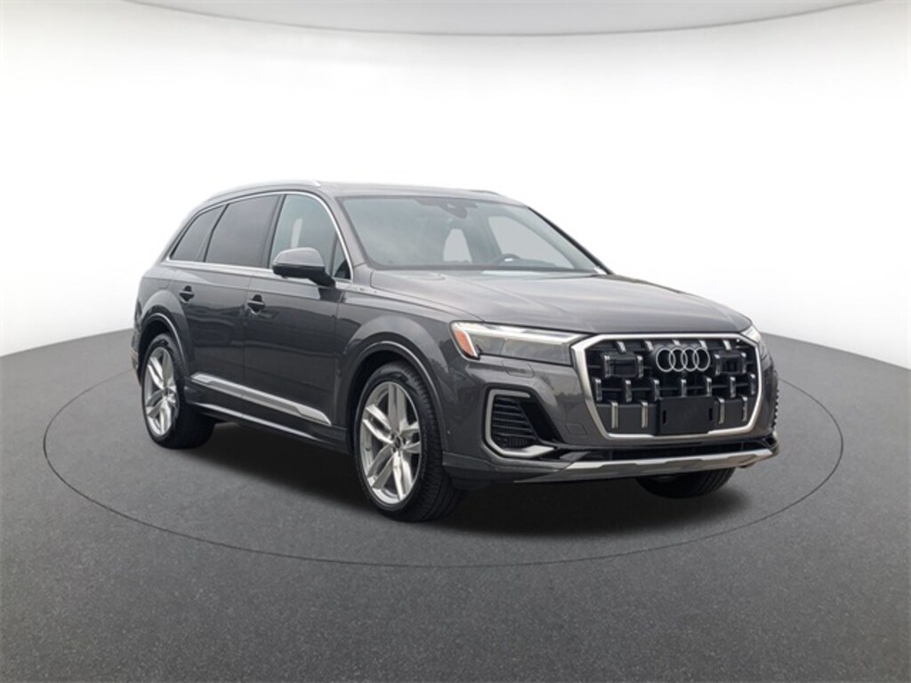 New 2025 Audi Q7 Premium Plus SUV