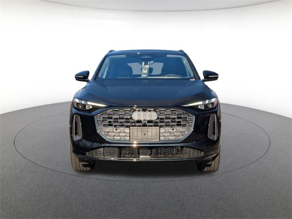 New 2025 Audi Q5 2.0T Premium SUV
